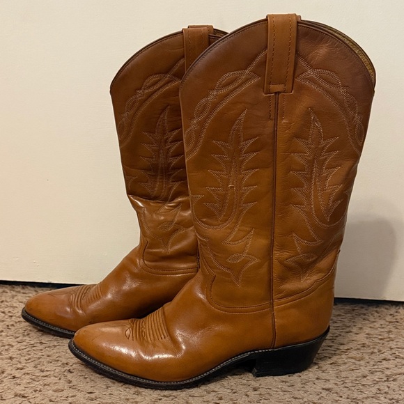 Tony Lama Brown Heeled Boots - Picture 1 of 7